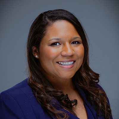 Kayla Brown Abogada Asociada En The Irving Law Firm
