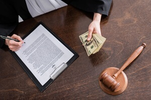 Arlington Bribery Defense Lawyer Fighting State & Federal Charges