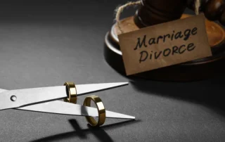 Evite retrasos al presentar su divorcio con revisión legal